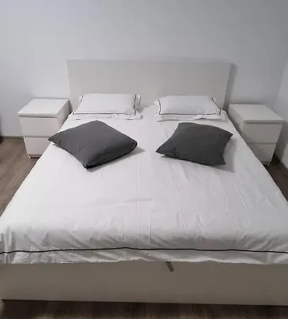 דבה Apartament L & L מראה חיצוני תמונה
