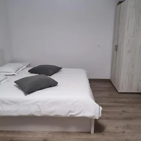 דבה Apartament L & L מראה חיצוני תמונה