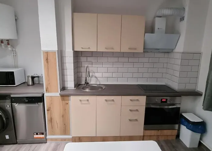 Apartament L & L